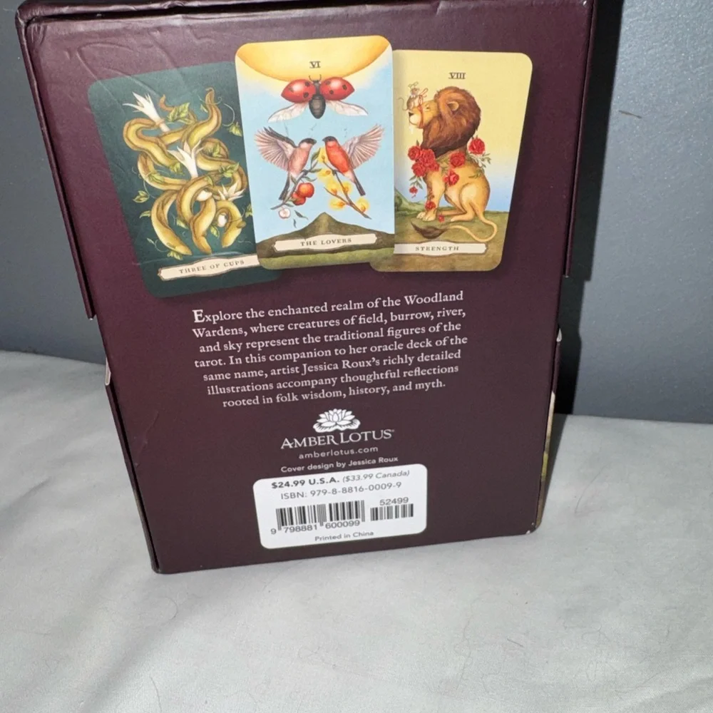 NIB tarot card set CUTE wardens of the woodlands Raccoon animals - Picture 2 of 2